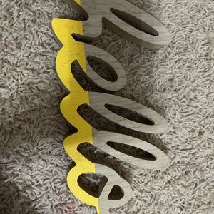Wood “hello” sign